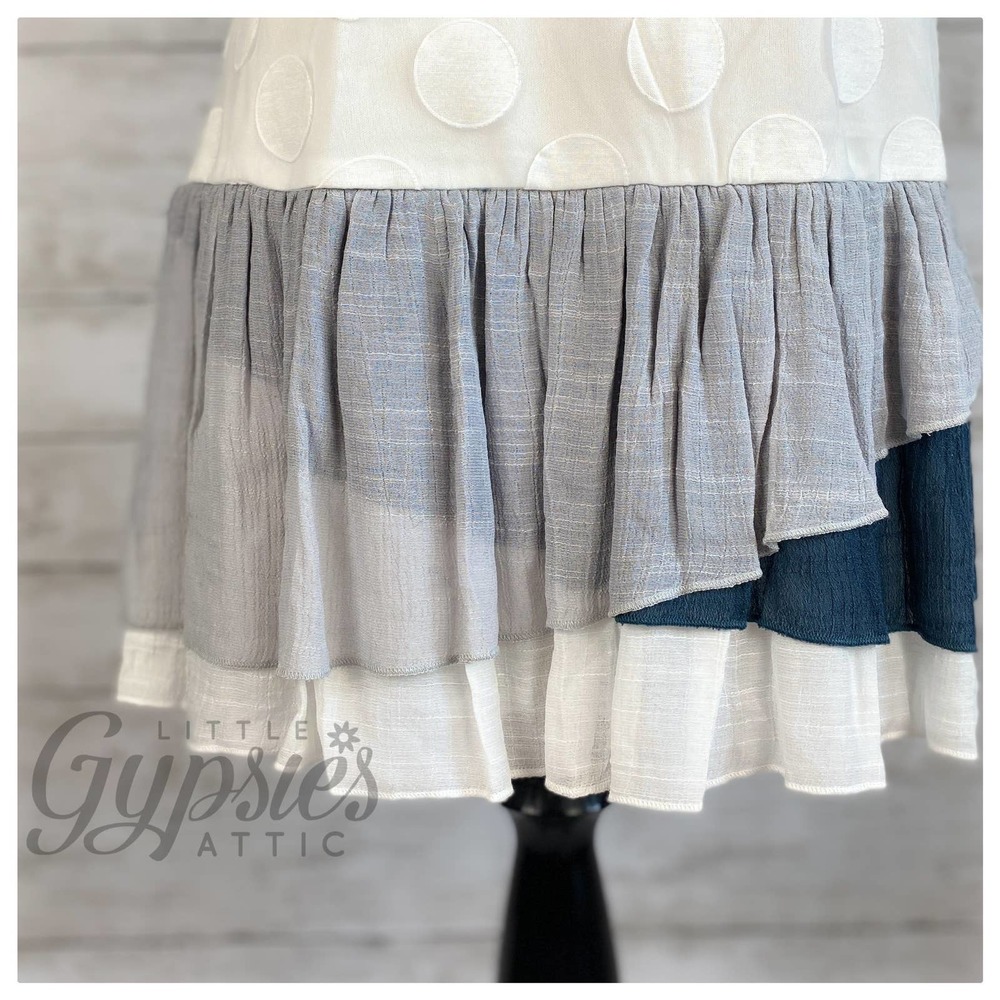 A'reve Lagen Layers Tunic Top - Picture 6 of 10